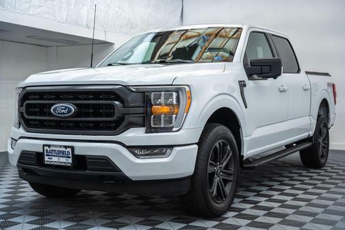 Oxford White 2022 Ford F-150 XLT