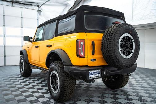 Cyber Orange Metallic Tricoat 2022 Ford Bronco Badlands