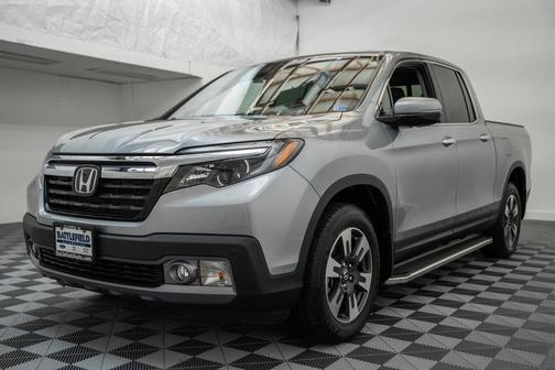 Lunar Silver Metallic 2019 Honda Ridgeline RTL-E