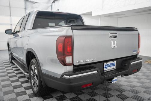 Lunar Silver Metallic 2019 Honda Ridgeline RTL-E