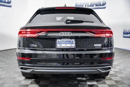 2022 Audi Q8 55 Premium