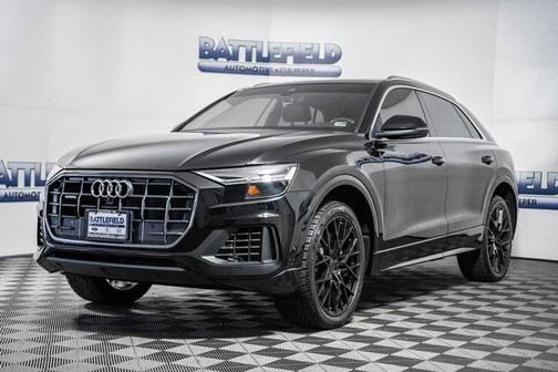 2022 Audi Q8 55 Premium
