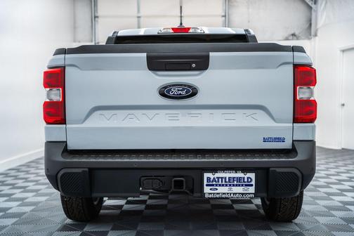 Space White Metallic 2026 Ford Maverick XLT