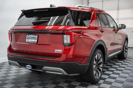 Rapid Red Metallic Tinted Clearcoat 2026 Ford Explorer Platinum