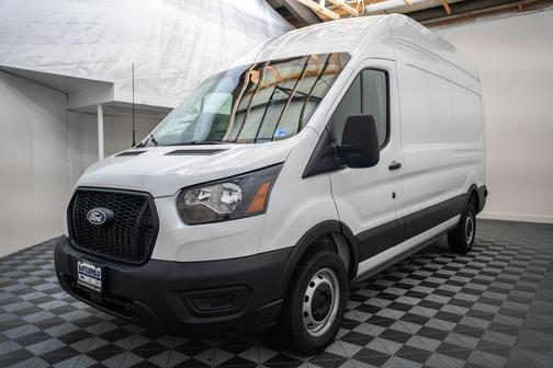 Oxford White 2026 Ford Transit-250 Base