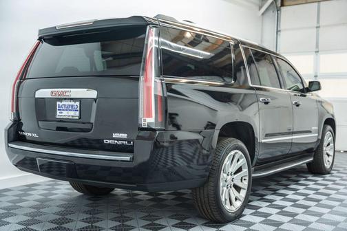 2017 GMC Yukon XL Denali