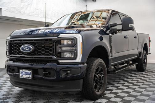 Antimatter Blue Metallic 2024 Ford F-250 XLT