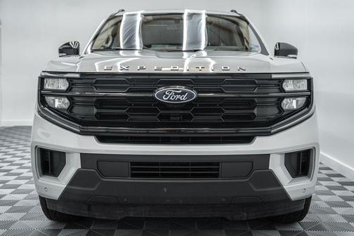 Silver Metallic 2025 Ford Expedition Max Active 4x4