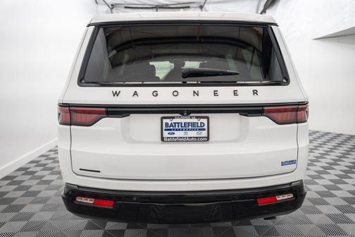 Bright White Clearcoat 2023 Jeep Wagoneer L Series II Carbide 4x4