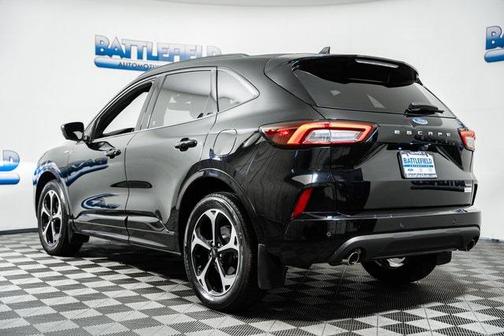 2023 Ford Escape ST-Line Elite