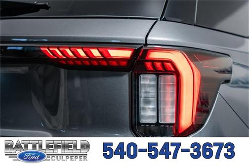 2025 Ford Explorer ST-Line