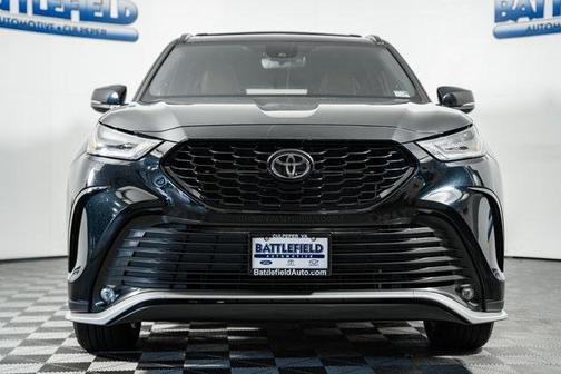 2022 Toyota Highlander XSE