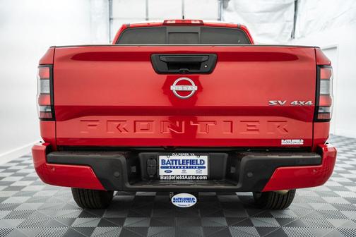 Red Alert 2022 Nissan Frontier SV