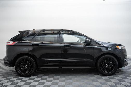 Agate Black Metallic 2024 Ford Edge ST Line