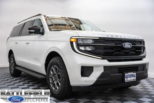 Star White Metallic Tri-Coat 2026 Ford Expedition Max Active 4x4