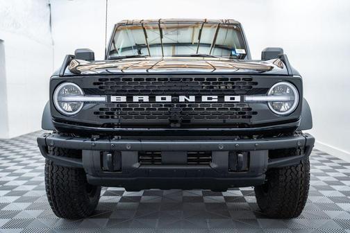 Shadow Black 2026 Ford Bronco Badlands