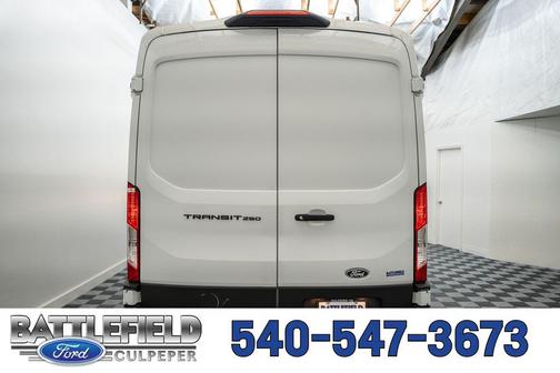 Oxford White 2026 Ford Transit-250 Base