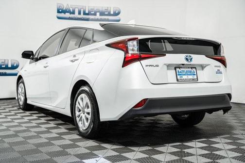 2021 Toyota Prius L