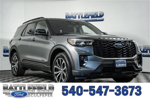 2025 Ford Explorer ST-Line