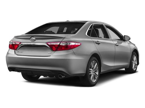 Celestial Silver Metallic 2017 Toyota Camry SE