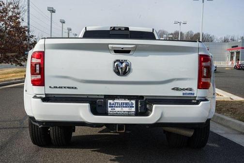 2023 RAM 3500 Limited Crew Cab 4x4 8' Box