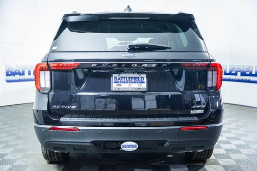 2026 Ford Explorer Active w/200A Pkg