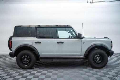 Avalanche Gray 2026 Ford Bronco Big Bend