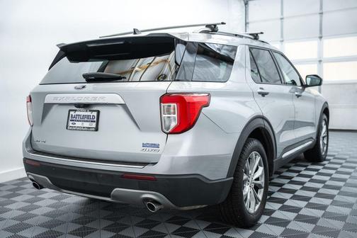 Iconic Silver Metallic 2021 Ford Explorer Limited
