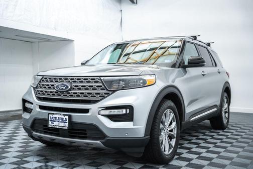 Iconic Silver Metallic 2021 Ford Explorer Limited