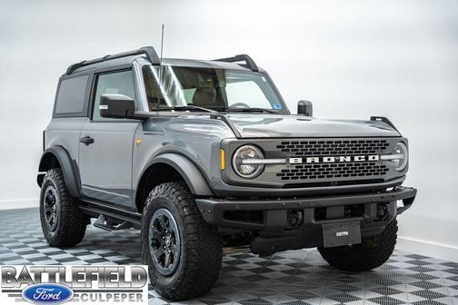 Carbonized Gray Metallic 2022 Ford Bronco Badlands