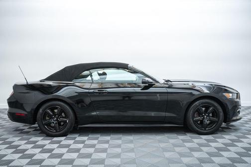 2016 Ford Mustang V6