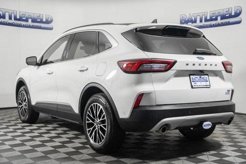 2024 Ford Escape PHEV SE