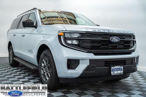 Space Silver Metallic 2026 Ford Expedition Max Active 4x4