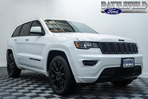Bright White Clearcoat 2019 Jeep Grand Cherokee Altitude