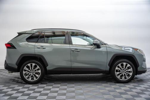 Lunar Rock 2019 Toyota RAV4 XLE Premium