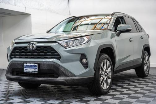 Lunar Rock 2019 Toyota RAV4 XLE Premium