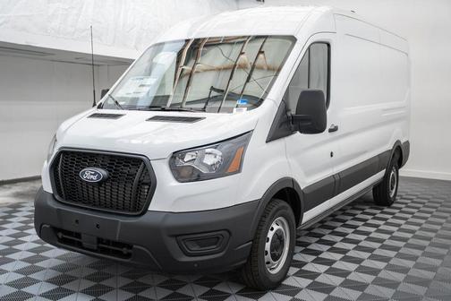 Oxford White 2026 Ford Transit-250 Base