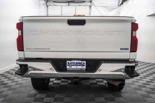 Summit White 2025 Chevrolet Silverado 3500 WT