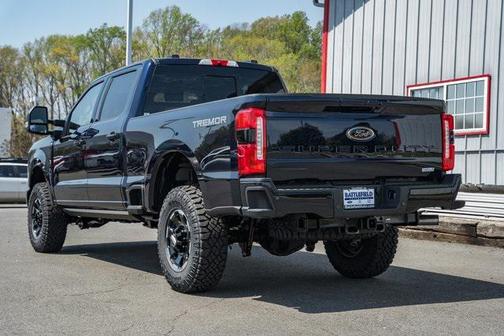 2025 Ford F-350 Lariat