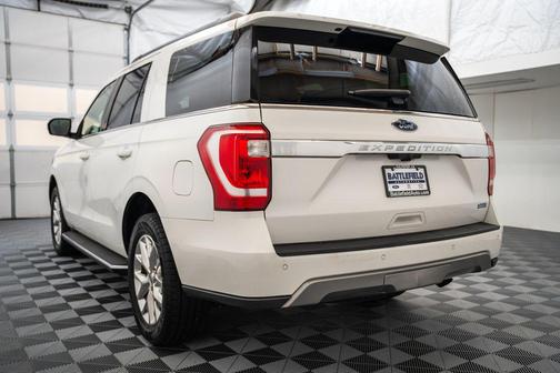 Star White Metallic Tri-Coat 2020 Ford Expedition XLT