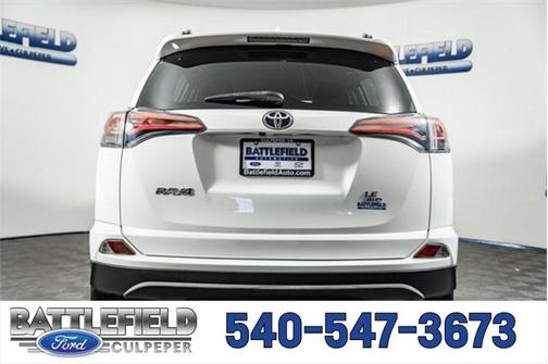 2018 Toyota RAV4 LE