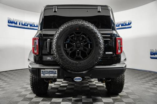 Shadow Black 2026 Ford Bronco Badlands