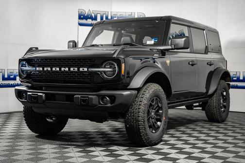 Shadow Black 2026 Ford Bronco Badlands