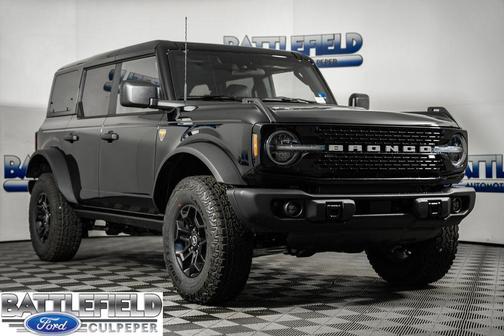 Shadow Black 2026 Ford Bronco Badlands