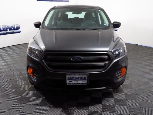 Photo 2 of 30 of 2019 Ford Escape S