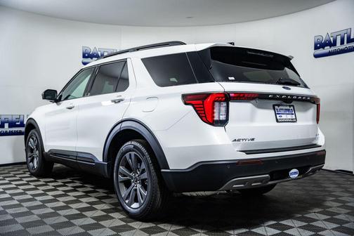 2026 Ford Explorer Active w/200A Pkg