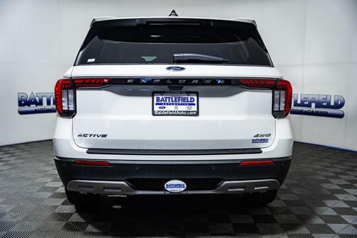 2026 Ford Explorer Active w/200A Pkg