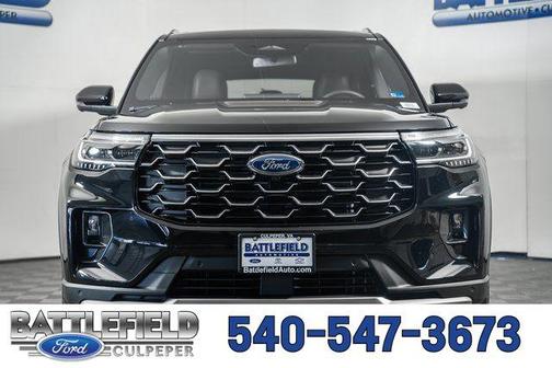 Agate Black Metallic 2026 Ford Explorer Platinum