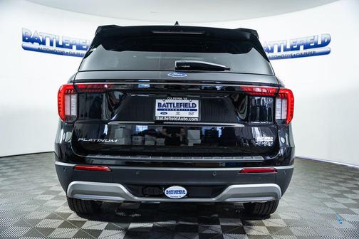 Agate Black Metallic 2026 Ford Explorer Platinum