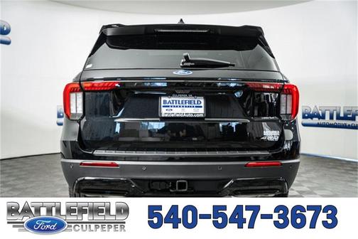 2025 Ford Explorer ST-Line